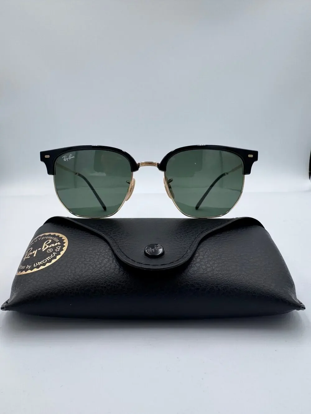Ray-Ban RB4416 New Clubmaster Black Arista Frame Green Lens 51mm New